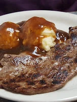 Liver with Mashed Potatoes and Brown Gravy